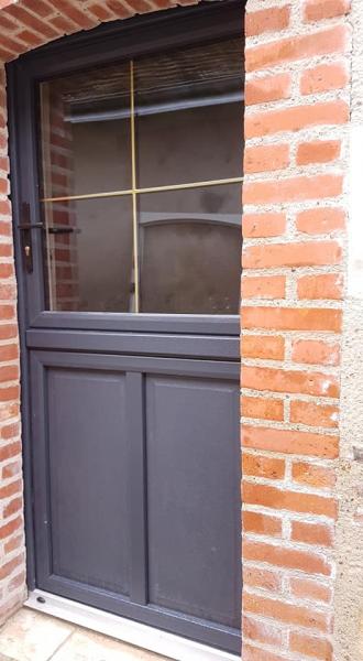 Porte d entree de type fermiere PVC sur mesure